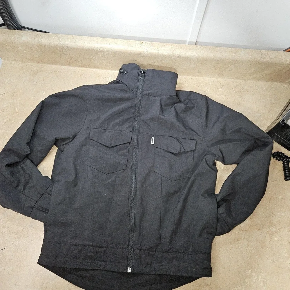 Levi's Jacket boys S Youth‎ Black Hooded Zip Front Chest Pockets Stowaway Hood